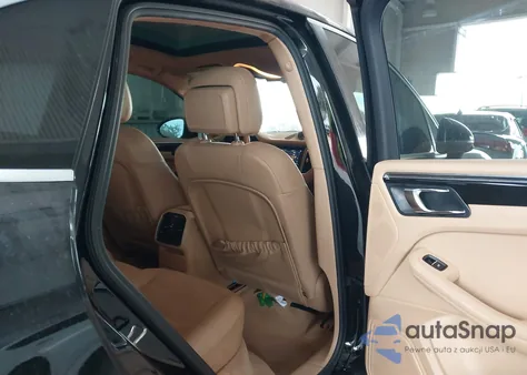 2016 Porsche Macan S z USA, uszkodzony, nr VIN WP1AB2A5XGLB45381